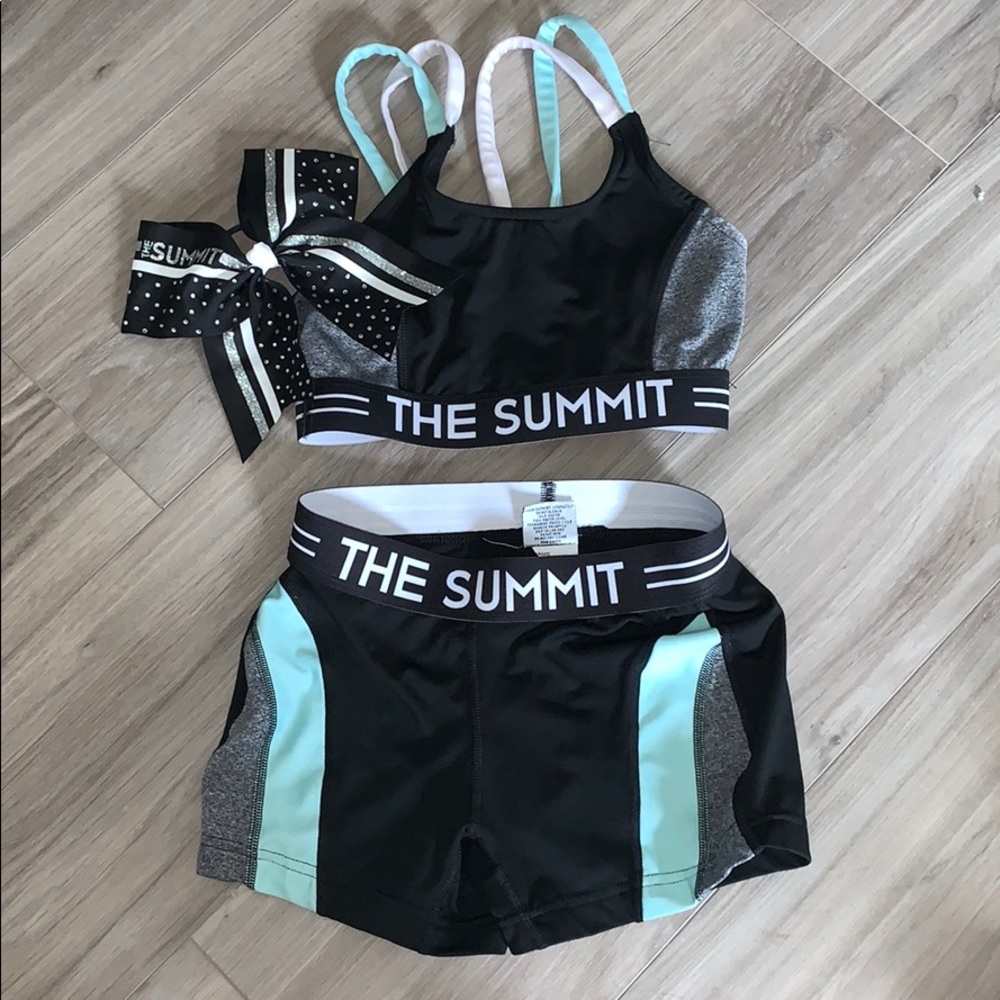 THE SUMMIT VARSITY PRACTICE WEAR